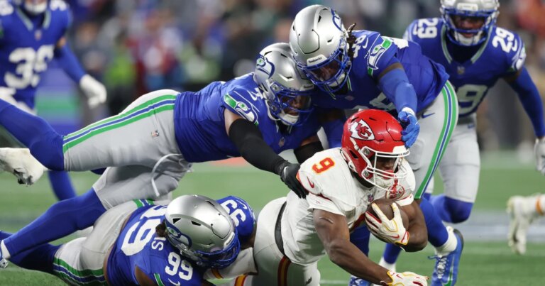 261025-Seahawks-845-GWR-571826.jpg