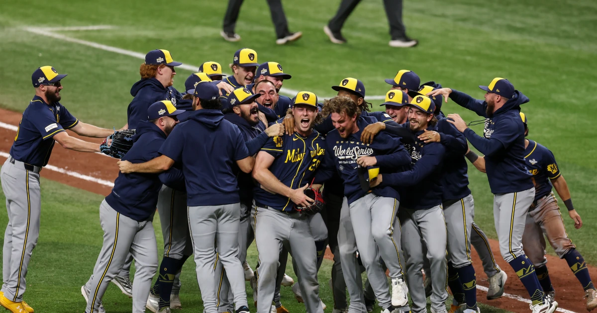 261028-brewers-win-world-series-vsb-2321-fd32cd.jpg