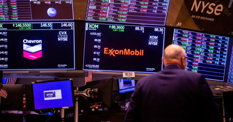261030-nyse-ch-0931-fb24d1.jpg