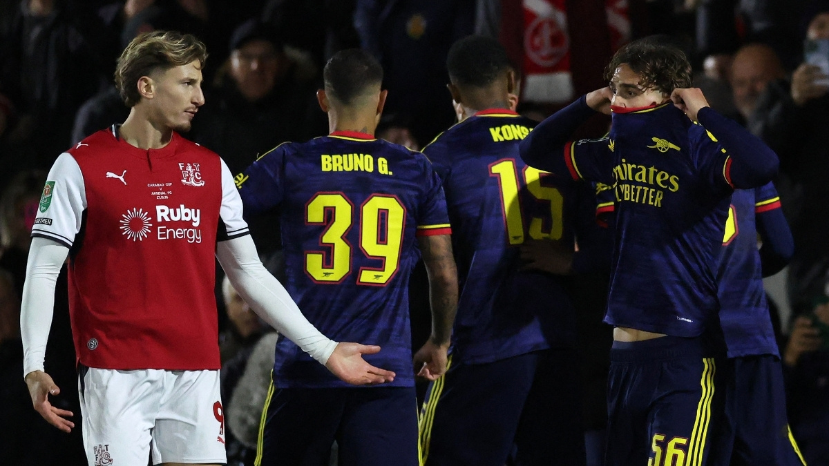 arsenal-fleetwood-town-96441793172144.jpg