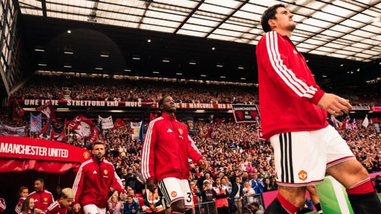 manchesterunited-tn-73261791712322.jpg